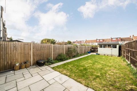 145 Abbotts Road, Mitcham, CR4 1JZ