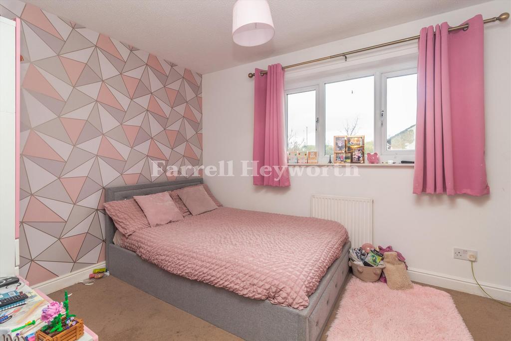 Bedroom 2 image 2