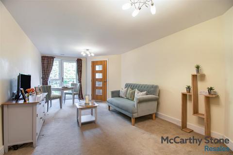 1 bedroom apartment for sale, Glenhills Court, Little Glen Road, Glen Parva, Leicester