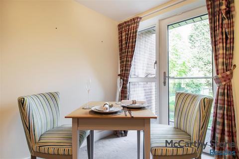 1 bedroom apartment for sale, Glenhills Court, Little Glen Road, Glen Parva, Leicester