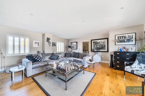 5 bedroom detached house for sale, Somerton House, Main Street, Illston On The Hill