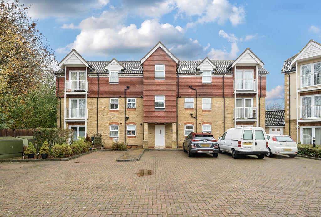 the-sidings-sevenoaks-tn13-2-bed-apartment-249-000