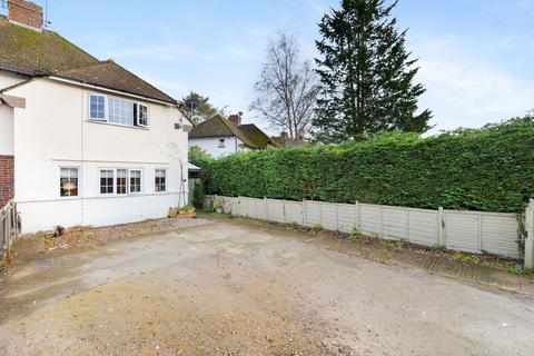 undefined, Saxbys Lane, Lingfield RH7