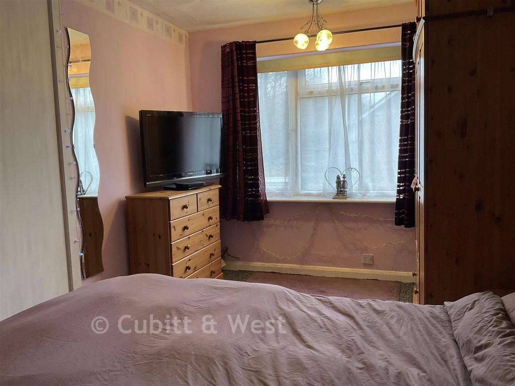 Bedroom.1