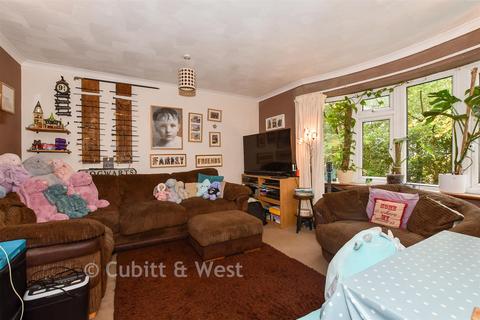 undefined, Fernside, East Grinstead RH19
