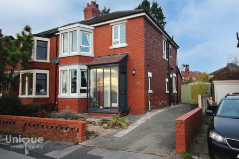 undefined, Manor Drive, Kirkham PR4
