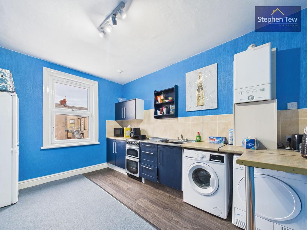 Flat 2 Kitchen