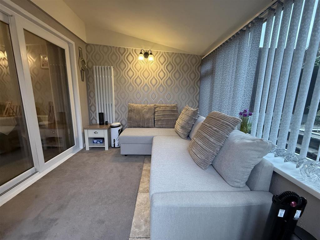 Rear lounge