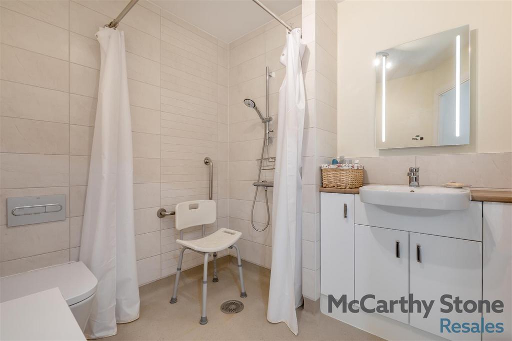 8670530-interior12.jpg