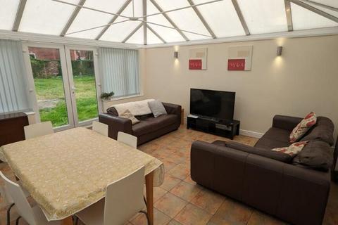 6 bedroom terraced house for sale, Southport Road, Ormskirk L39