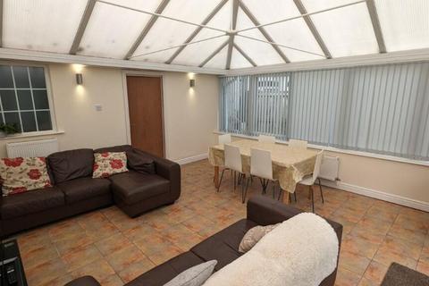 6 bedroom terraced house for sale, Southport Road, Ormskirk L39