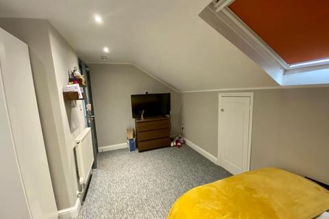 undefined, 140, Warwick Road OX16