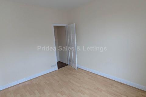2 bedroom terraced house for sale, Cross Street, Lincoln
