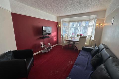 undefined, Amesbury Road, Feltham