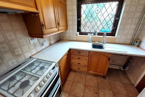 3 bedroom semi-detached house for sale, Phillips Place, Whitefield, Manchester, Greater Manchester, M45 7HA