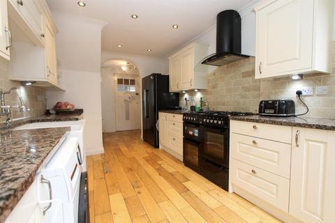34 Northway, Wallington, SM6 8DP