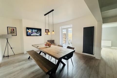 5 bedroom house for sale, High Street, Houghton Le Spring DH5