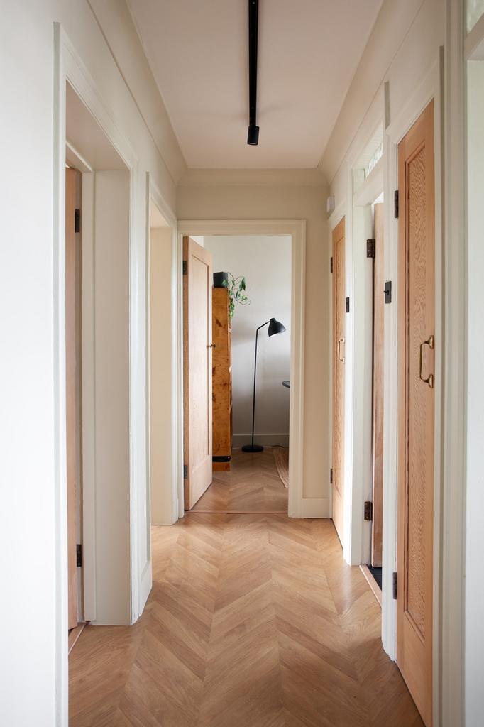 317980 - Ealing Village KElliott 033.jpg