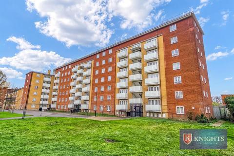 2 bedroom flat for sale, Alma House, 4 Sebastopol Road, London, N9