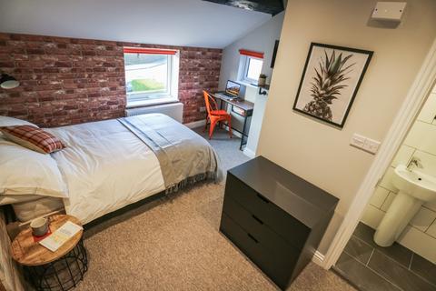 undefined, Ark Farm House, 120, Warwick Road OX16