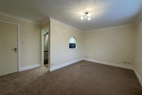 undefined, Hagden Lane, Watford WD18