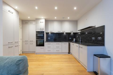 2 bedroom flat to rent, Marchmont Crescent, Marchmont, Edinburgh, EH9