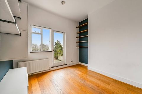 1 bedroom flat for sale, Cheverton Road, Crouch End, London, N19