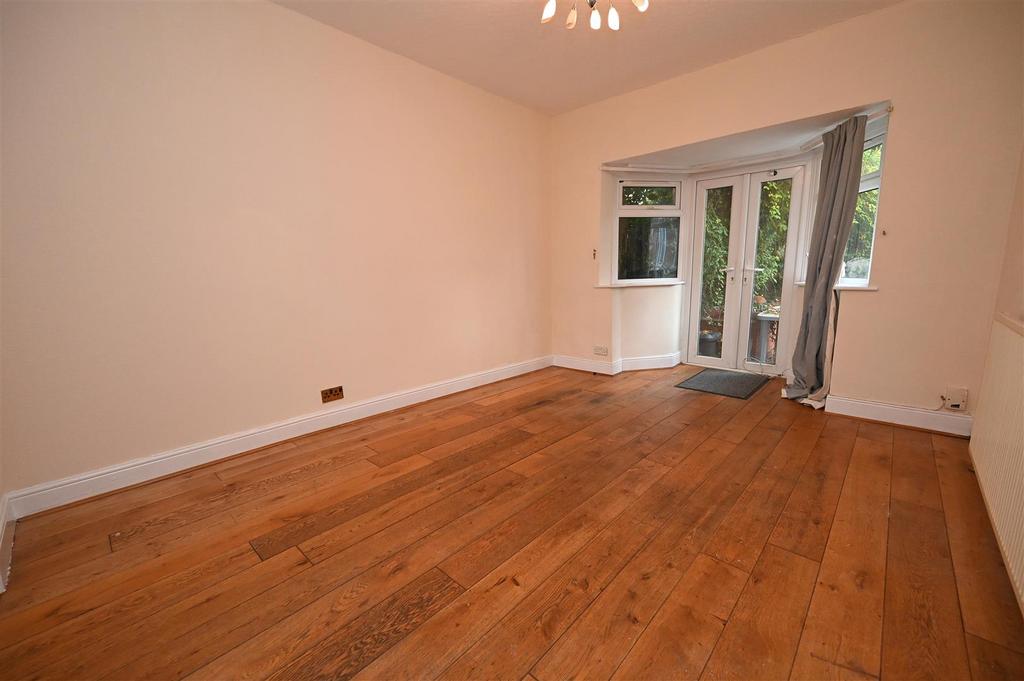 Dining room1.JPG