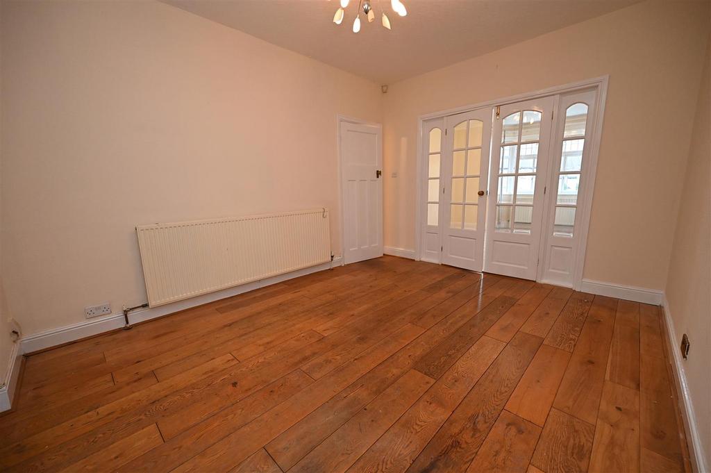 Dining room.JPG