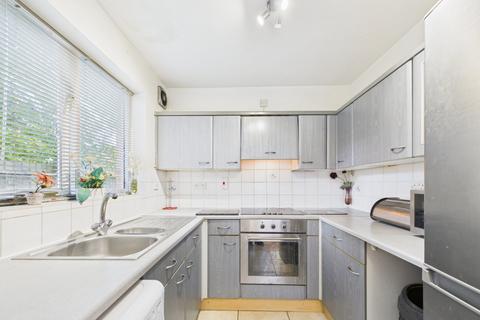 undefined, Sparks Close, Dagenham RM8