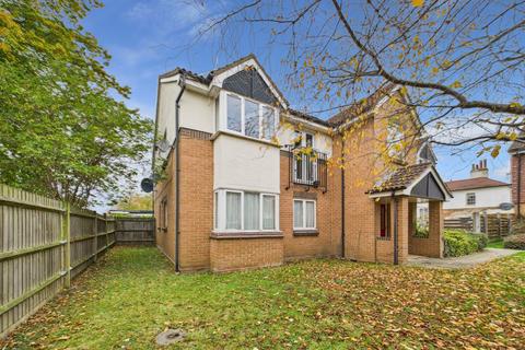 undefined, Sparks Close, Dagenham RM8