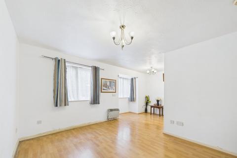 undefined, Sparks Close, Dagenham RM8