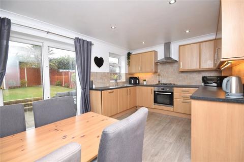 3 bedroom detached house for sale, Ashmore Drive, Ossett, West Yorkshire