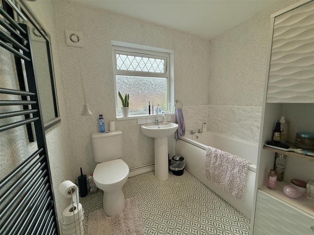 20251112 110433536 i OS.jpg