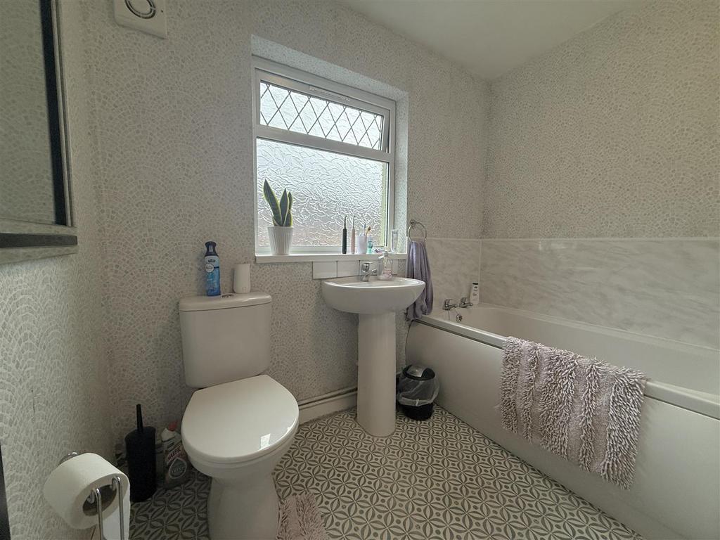 20251112 110437149 i OS.jpg