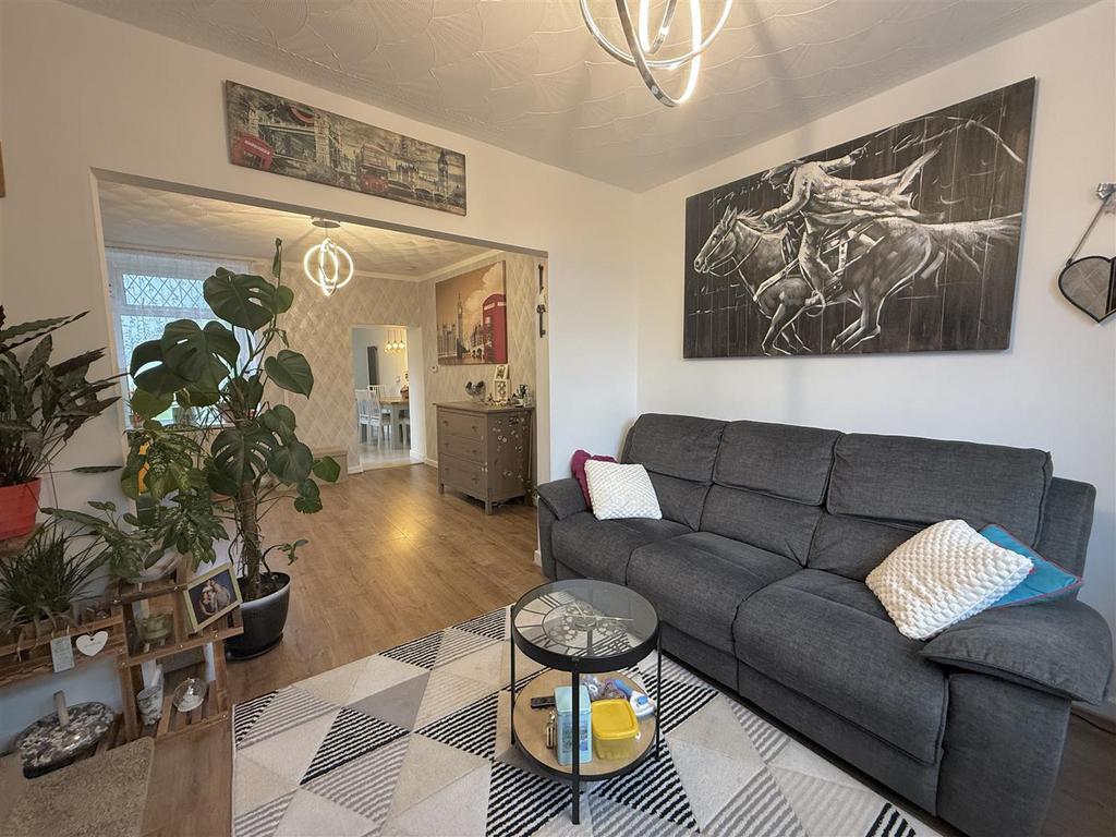 20251112 110727787 i OS.jpg