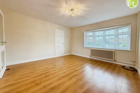 8 Hardie Road, Stanford-le-hope, SS17 0PB