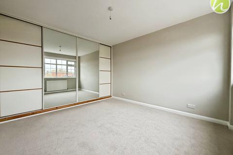 8 Hardie Road, Stanford-le-hope, SS17 0PB