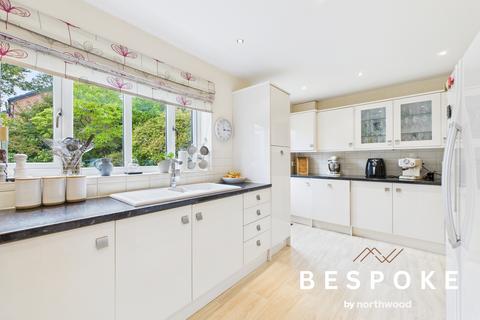 4 bedroom detached house for sale, Fishermans Close, Sandbach CW11