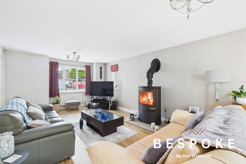 5 bedroom detached house for sale, Thrush Way, Winsford CW7