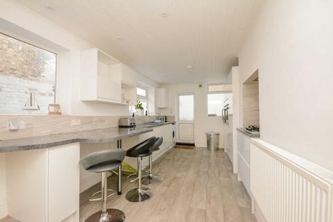 6 bedroom terraced house for sale, Sea View Terrace, Margate