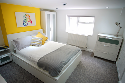 undefined, 77, Middleton Road OX16
