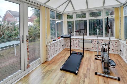 3 bedroom detached house for sale, Merlin Way Crewe