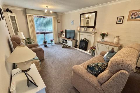 2 bedroom terraced house for sale, Leicester LE3