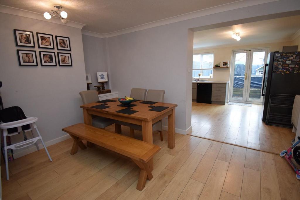 Dining Room.JPG