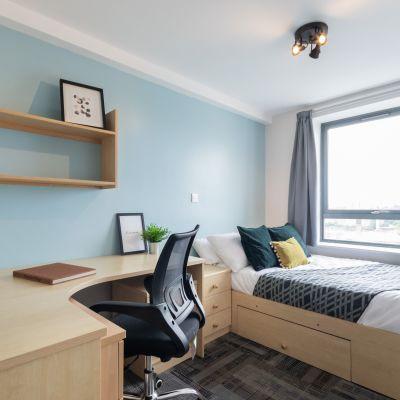 Bedroom with en-suite