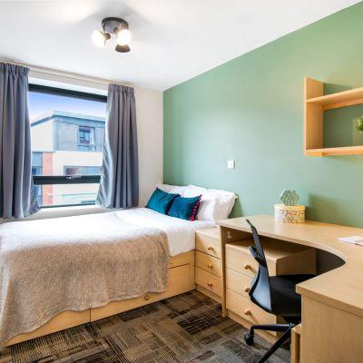 Bedroom with en-suite