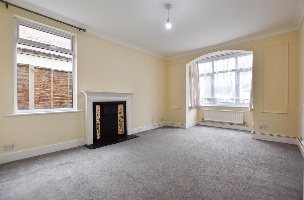 Living Room..jpg