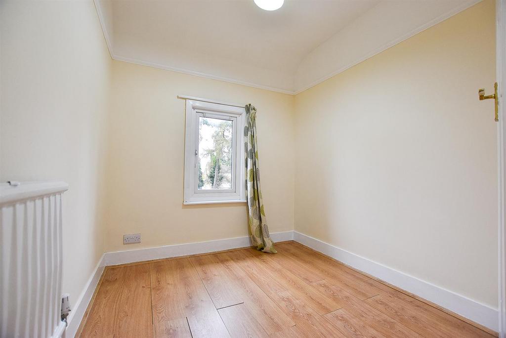 Bedroom 3.jpg