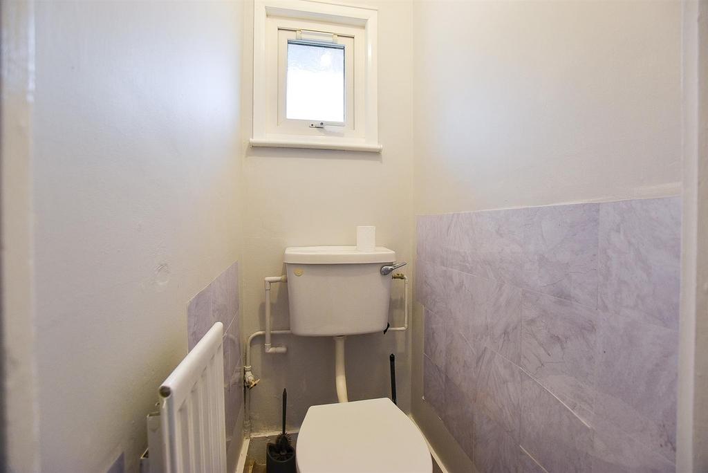 Upstairs Cloakroom.jpg